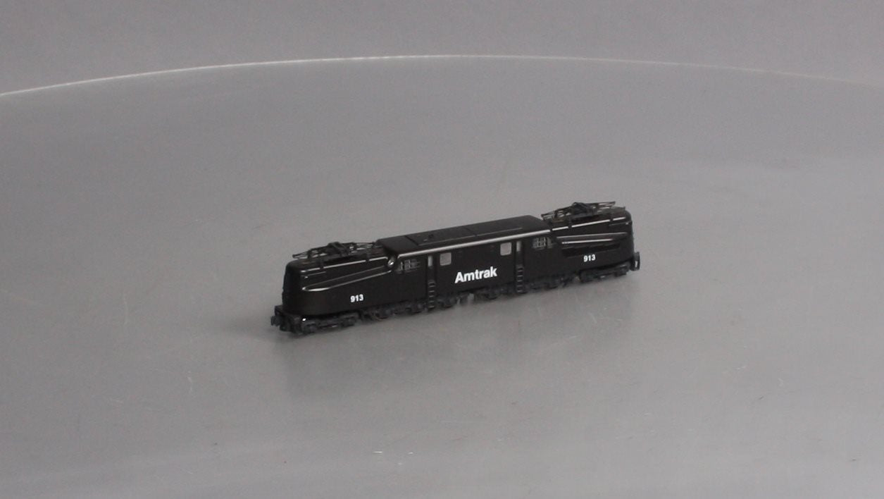 Kato 137-2021 N Amtrak GG-1 Electric Locomotive #913