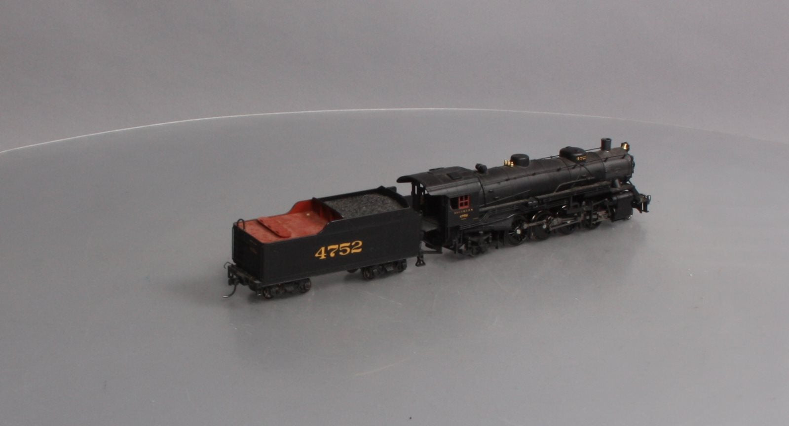 Broadway Limited 128 HO Paragon™ Southern Light 2-8-2 Powered Steam Loco #4752