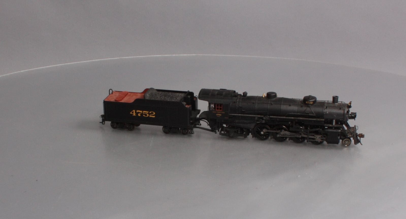 Broadway Limited 128 HO Paragon™ Southern Light 2-8-2 Powered Steam Loco #4752