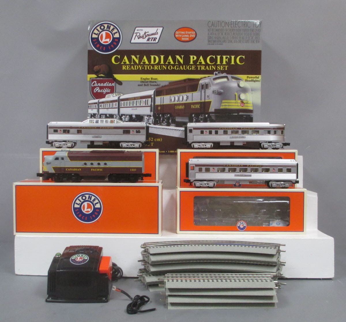 Lionel 6-30181 Canadian Pacific FT O Gauge Diesel Passenger Train Set
