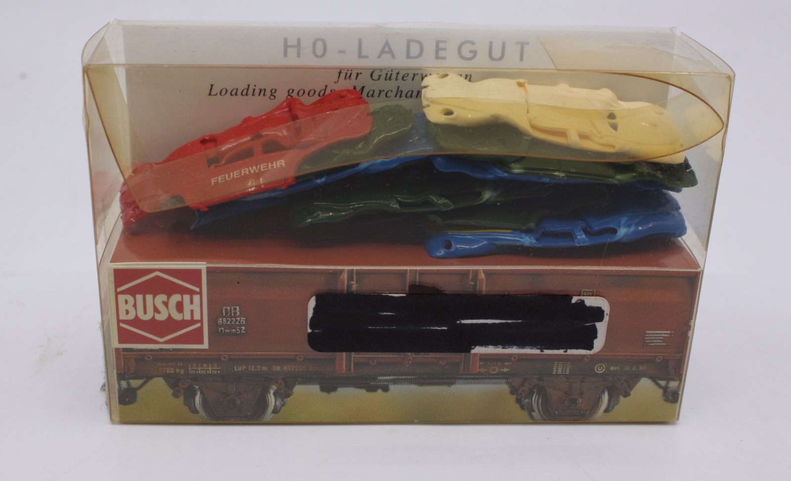 Busch 7605 HO Crushed Automobiles