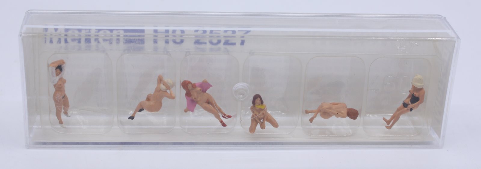 Merten 2527 HO Female Nudist Bathers (Pack of 6)