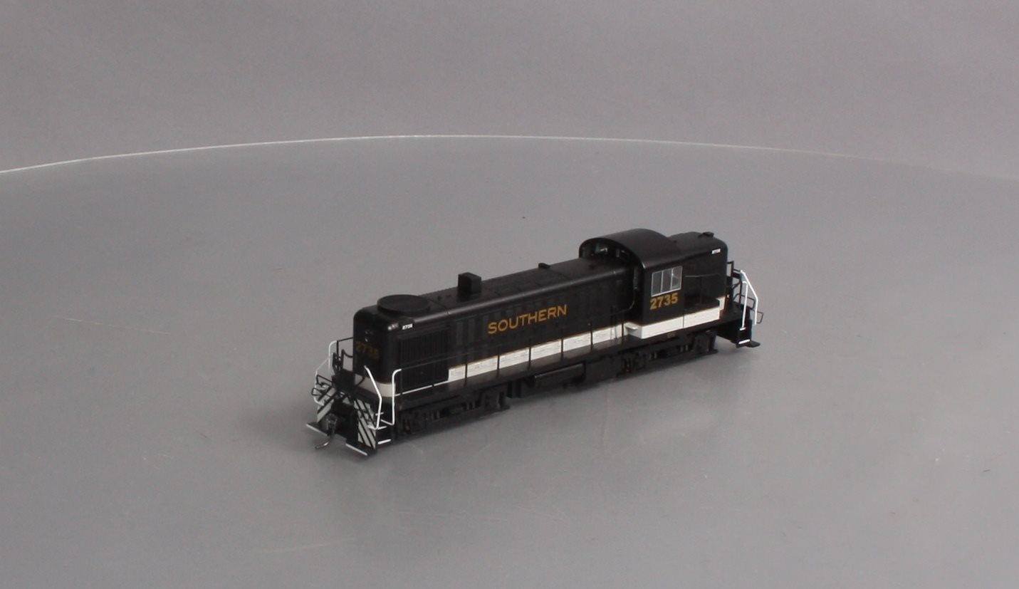 Bachmann 64208 HO Southern ALCO RS3 Diesel Locomotive DCC #2735