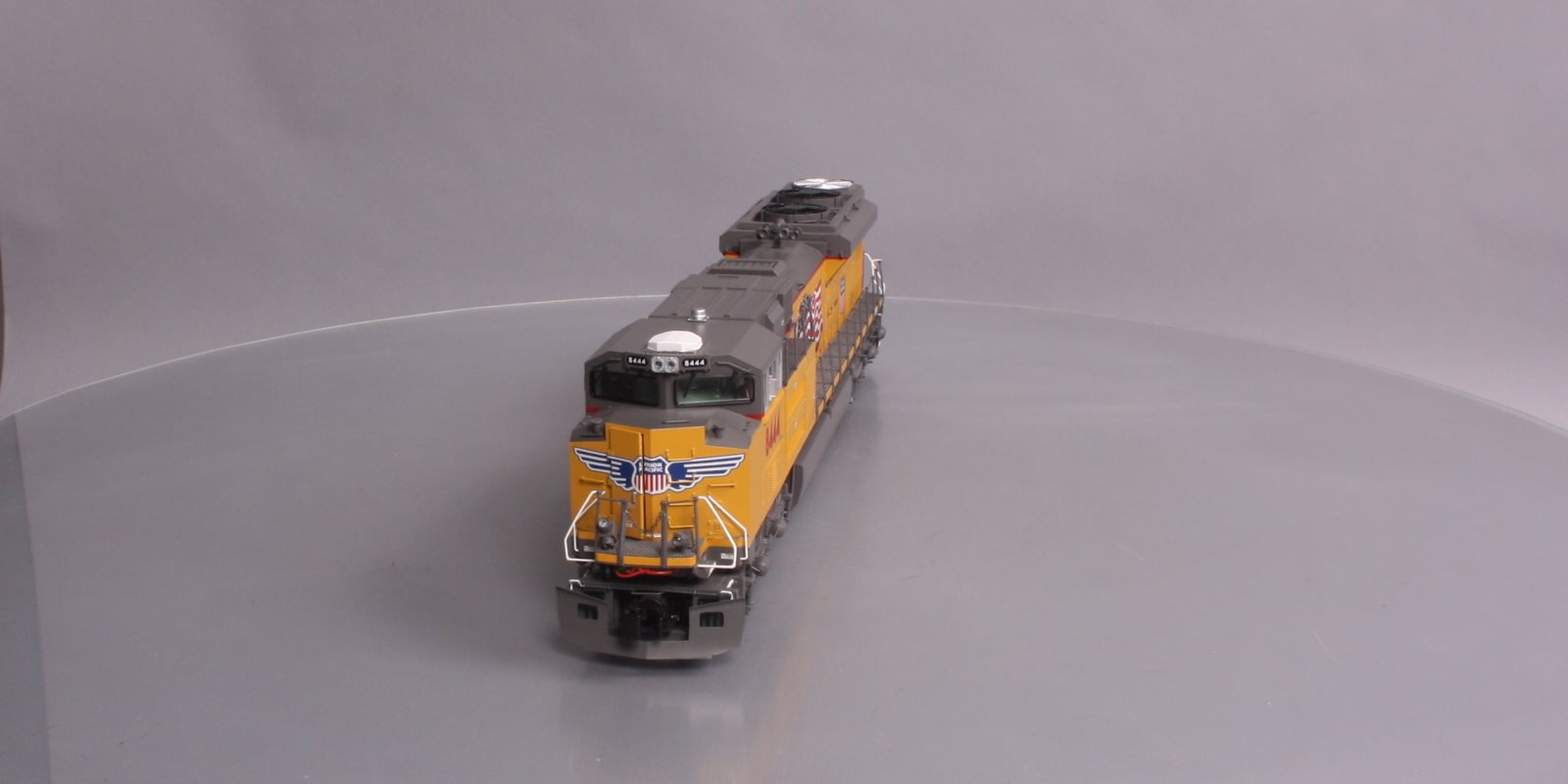 MTH 20-20519-1 Union Pacific SD70ACe Diesel Engine w/ P-S 3 #8444 (Hi-Rail)