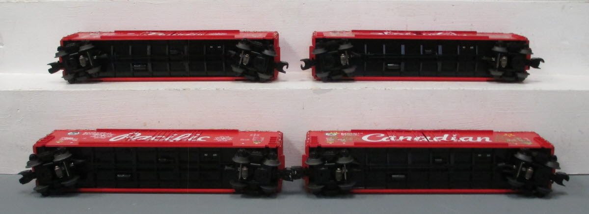 MTH 30-7087 O Candian Pacific Christmas 50' Boxcar w/ LED Lights (Set of 4)