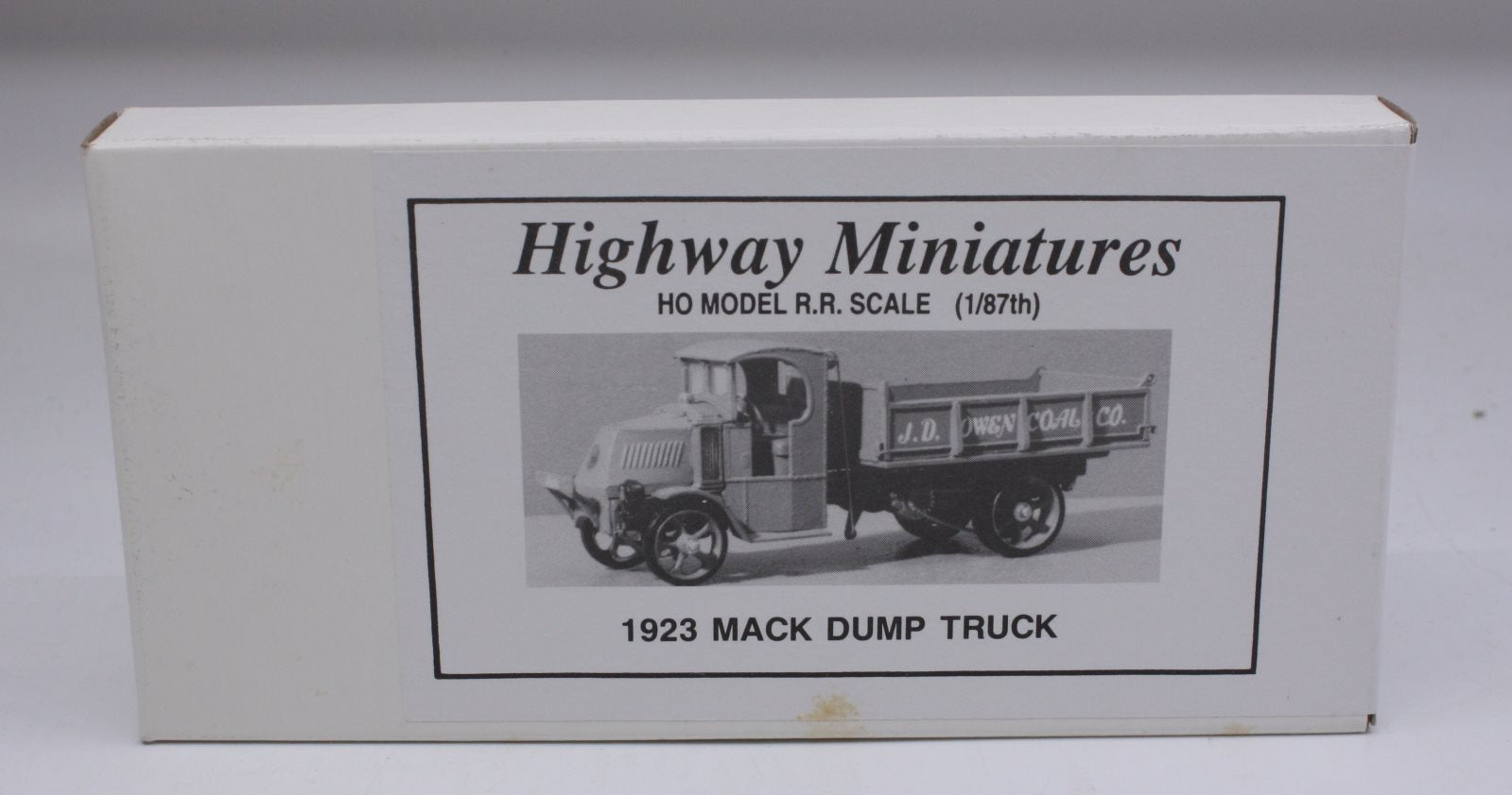 Highway Miniatures 360-120 HO Jordan 1923 Mack Dump Truck Model Kit