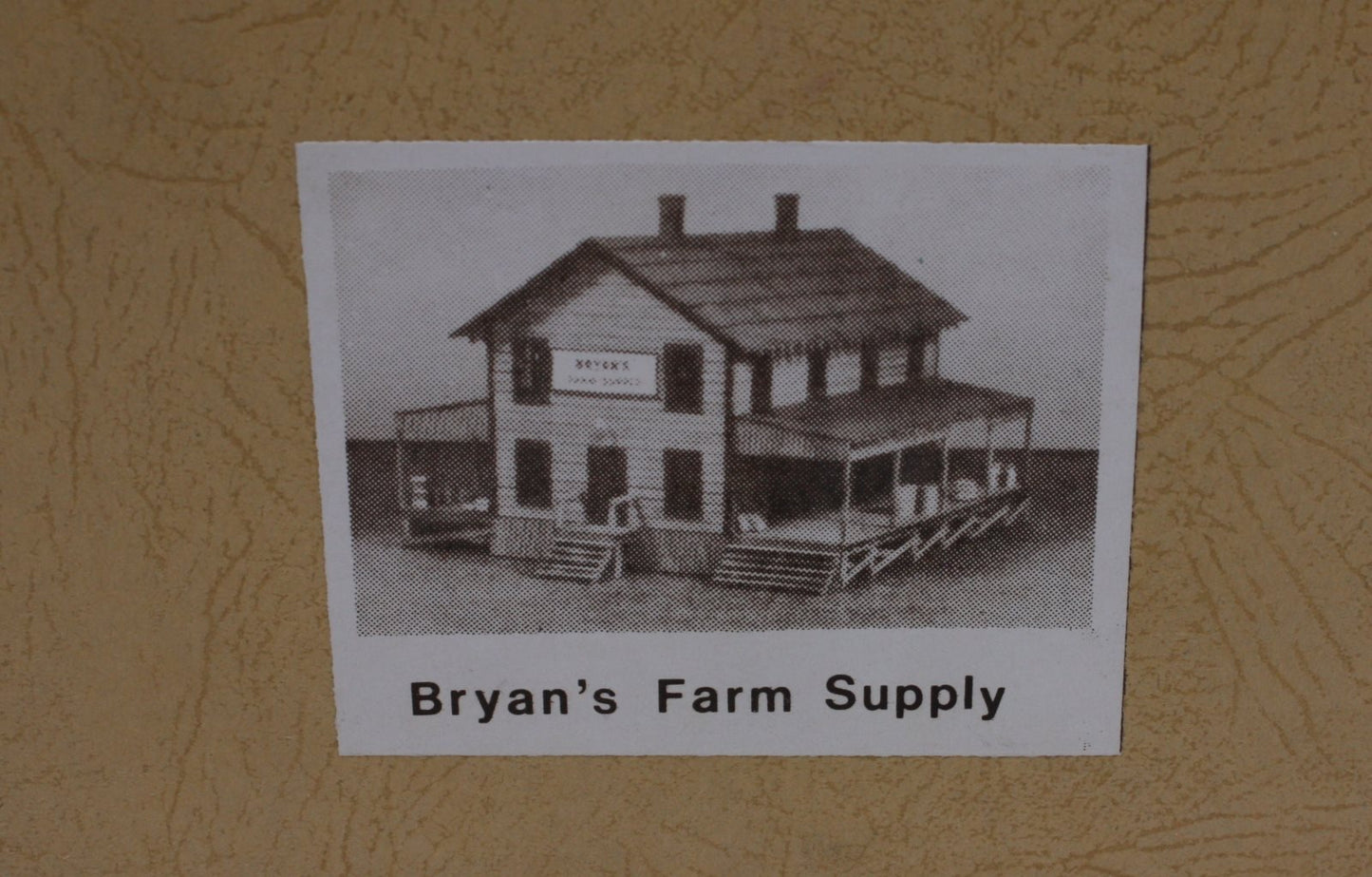 Gloor Craft 409 HO Bryan's Farm Supply Model Building Kit