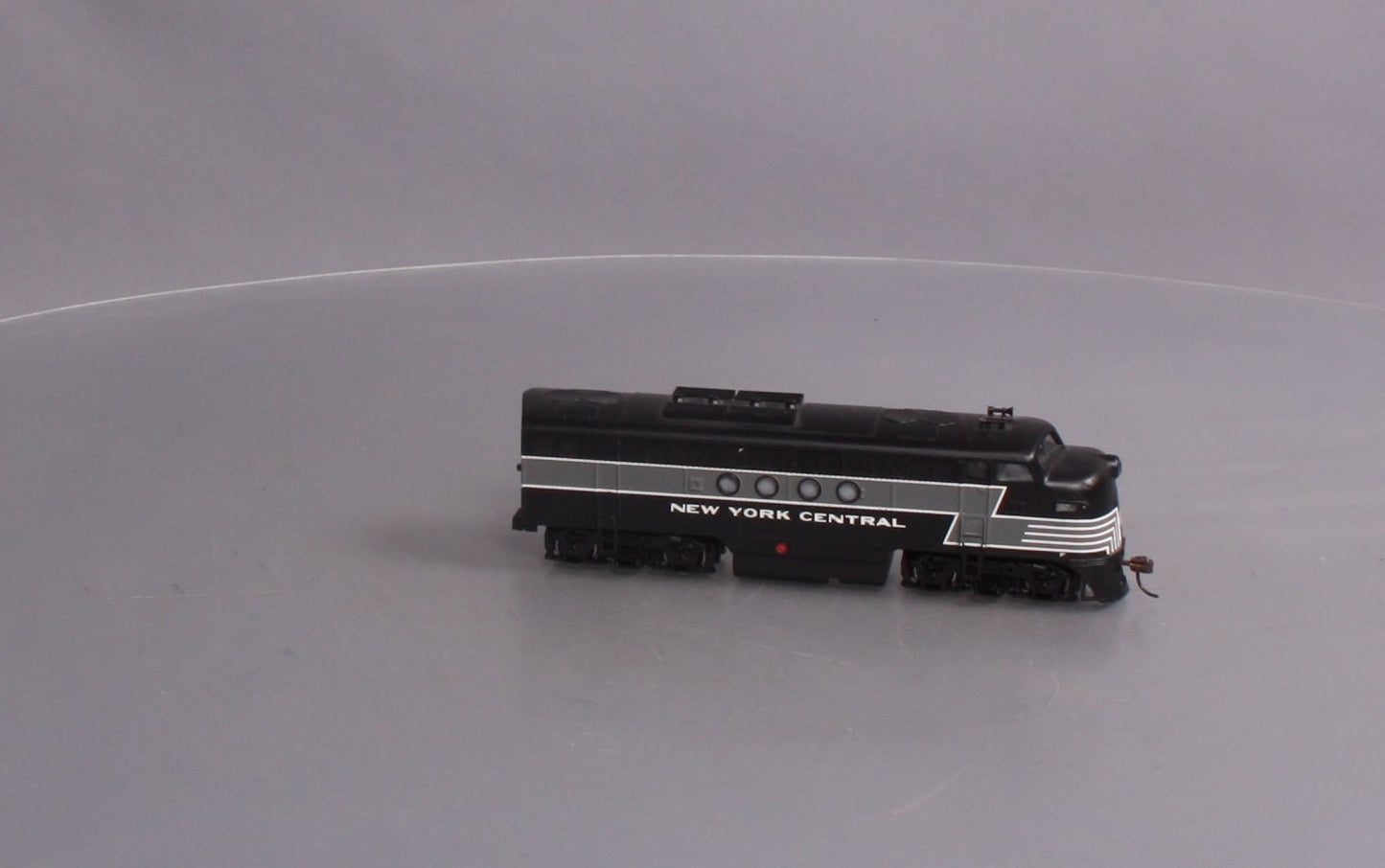 Bachmann 60120 HO New York Central EMD FT-A Diesel Locomotive w DCC