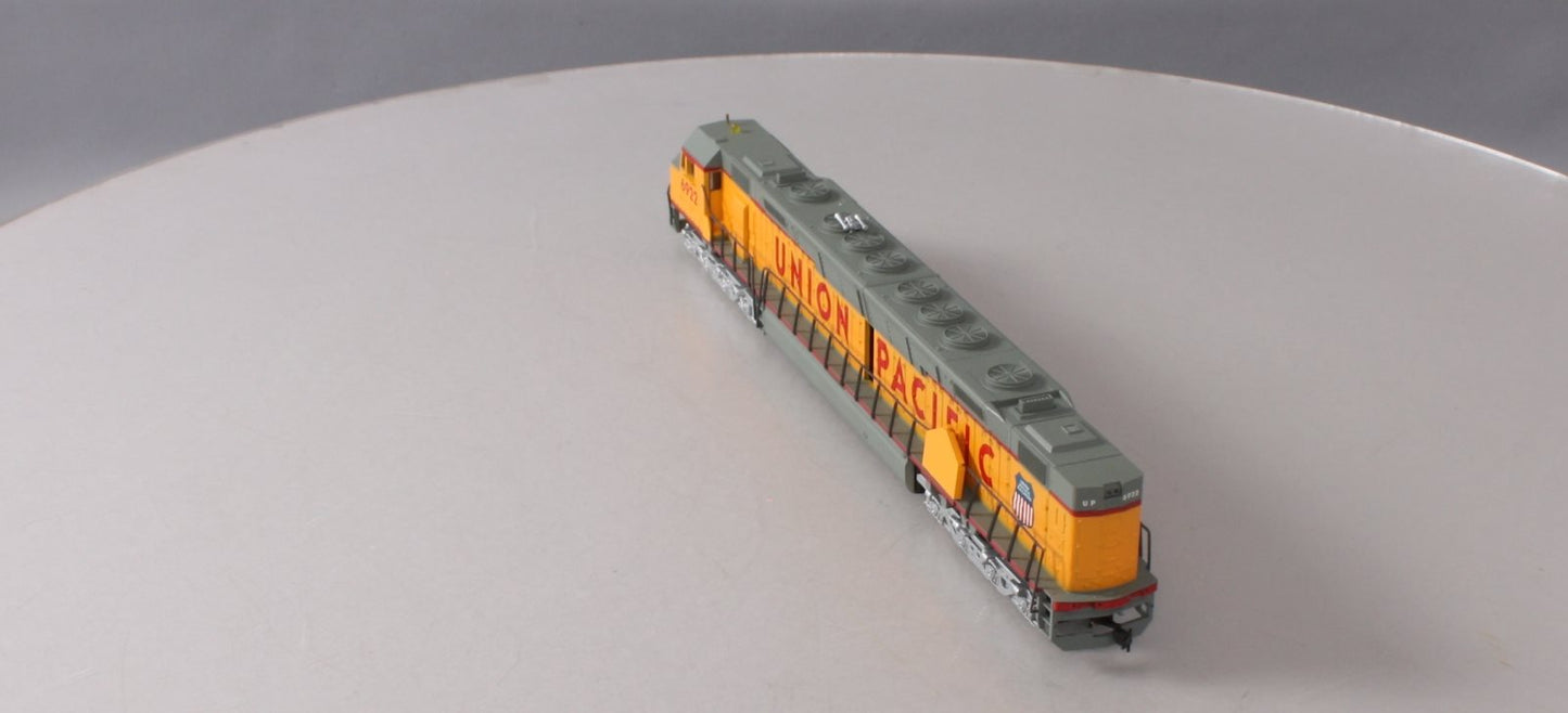 Bachmann 724 HO Union Pacific The Centennial DD40X Diesel Locomotive #6922