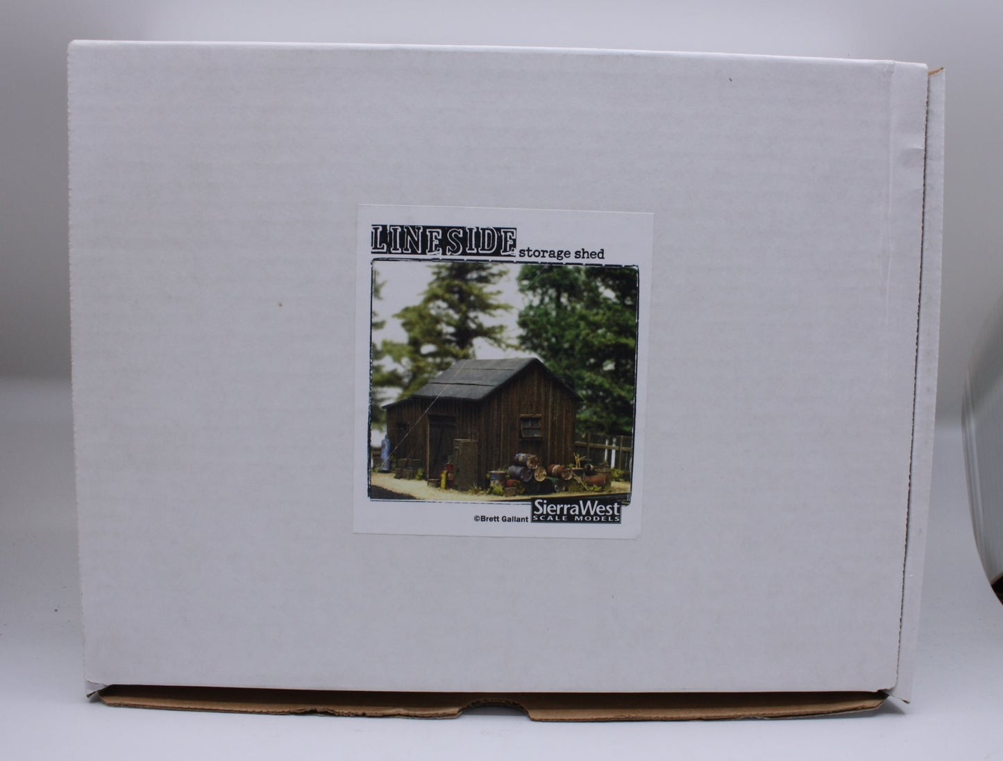Sierra West HO Scale Lineside Storage Shed Building Kit