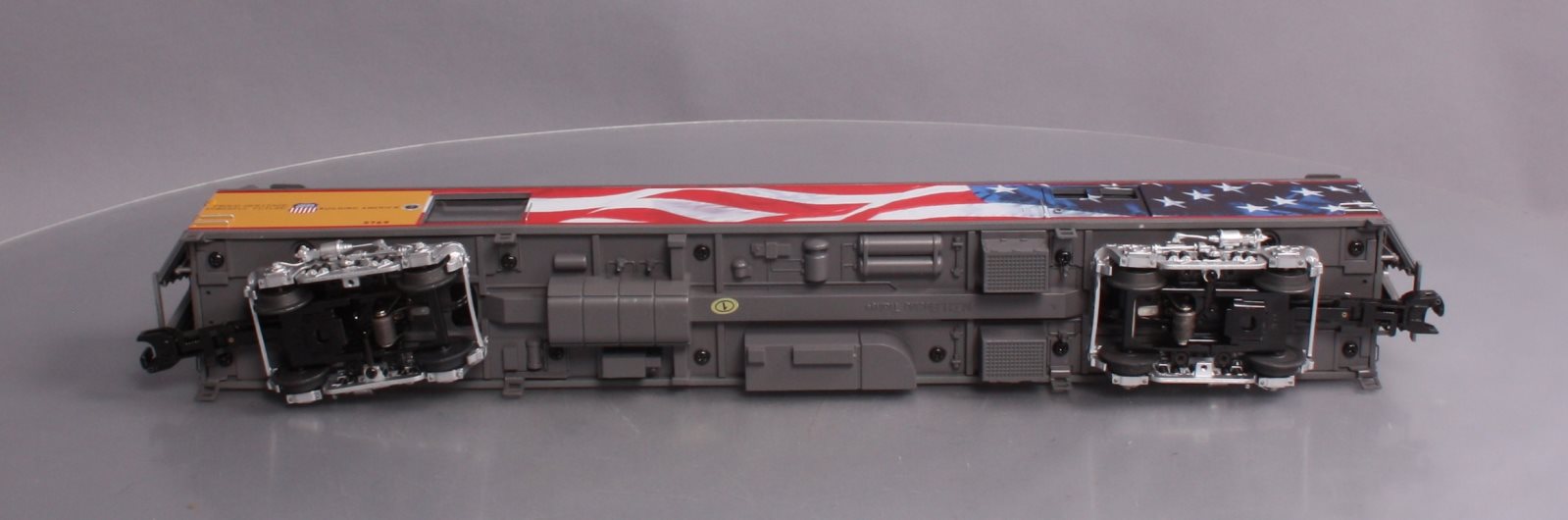 MTH 20-64089 O Gauge Union Pacific 70' Streamline Smooth Baggage Car #5769