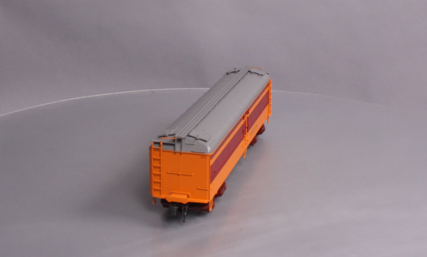 MTH 20-94154 O Gauge Milwaukee Road R50B Express Reefer Car V2