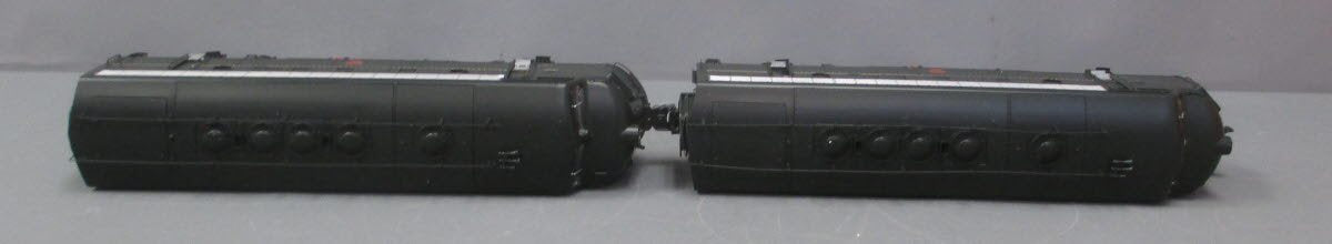 Lionel 6-85206 Pennsylvania Legacy F7 AA Diesel Locomotive Set #9656A/9657A