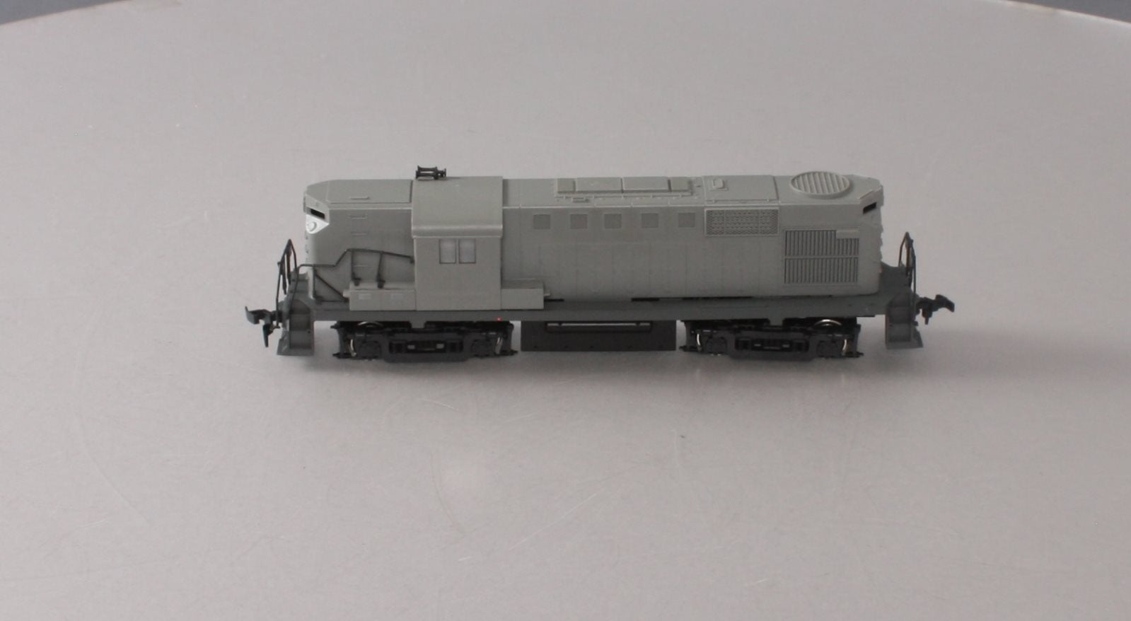 Atlas 7090 HO Undecorated RS-11 Diesel Locomotive