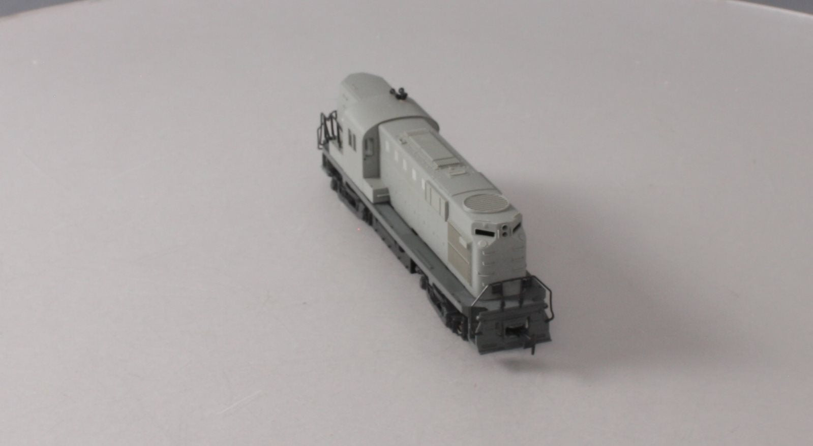 Atlas 7090 HO Undecorated RS-11 Diesel Locomotive