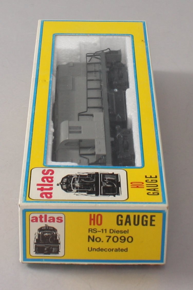 Atlas 7090 HO Undecorated RS-11 Diesel Locomotive