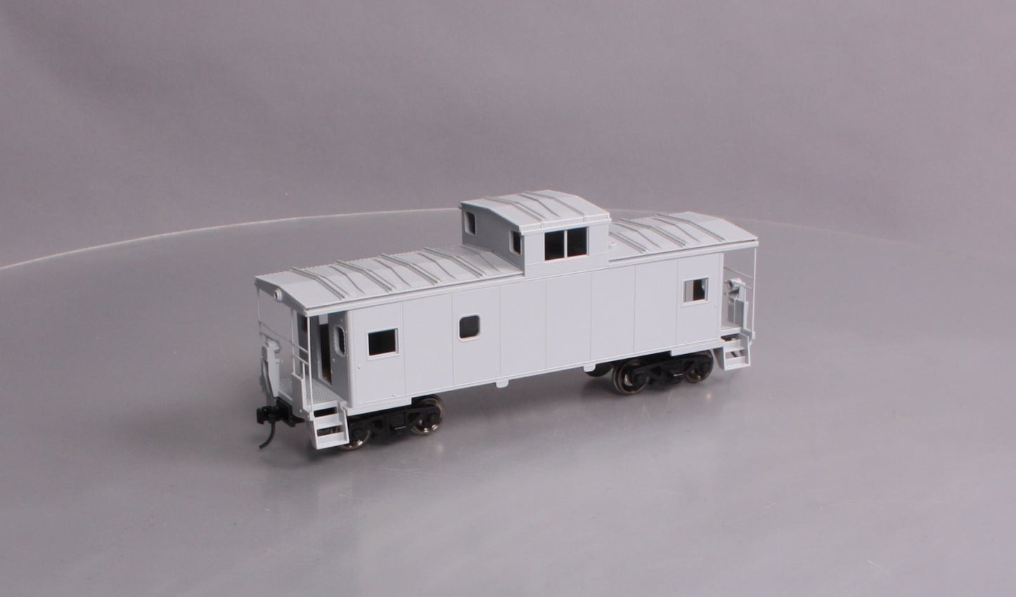 Atlas 3004600 Undecorated Standard Cupola Caboose (2Rail)