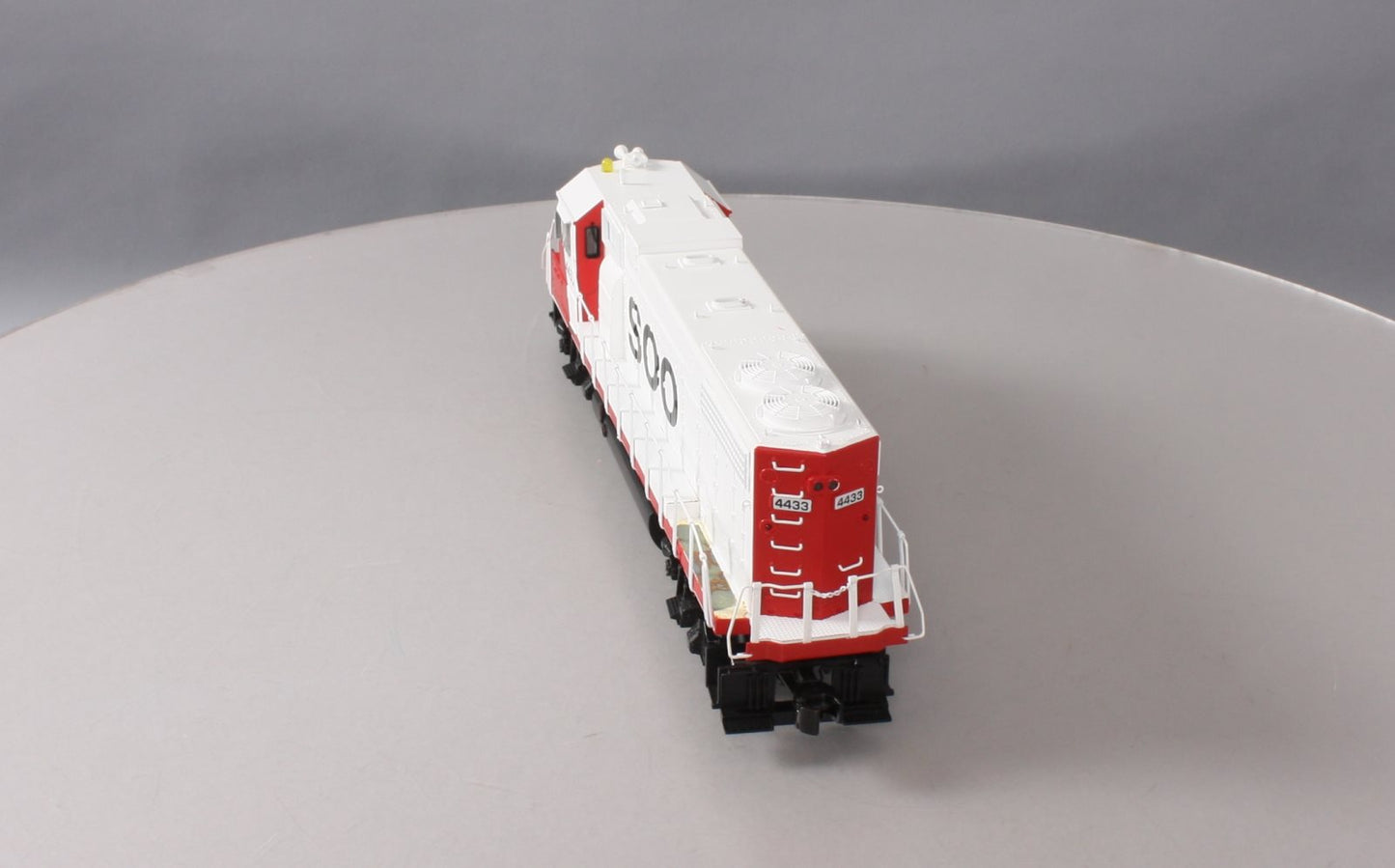 MTH 20-2493-3 SOO Line GP38-2 Non-Powered Diesel Engine #4433