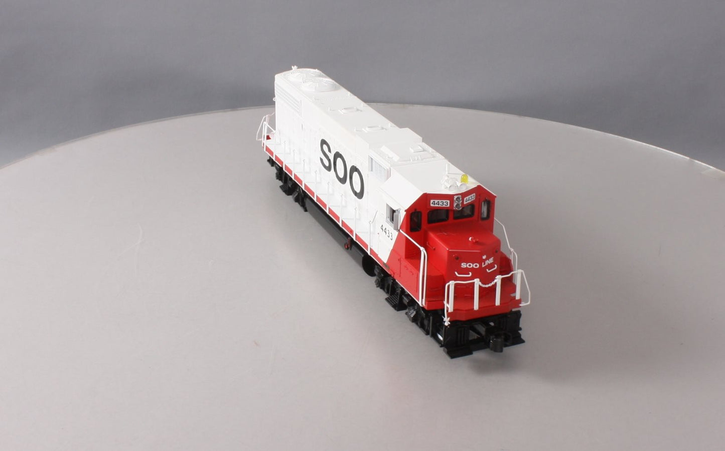 MTH 20-2493-3 SOO Line GP38-2 Non-Powered Diesel Engine #4433