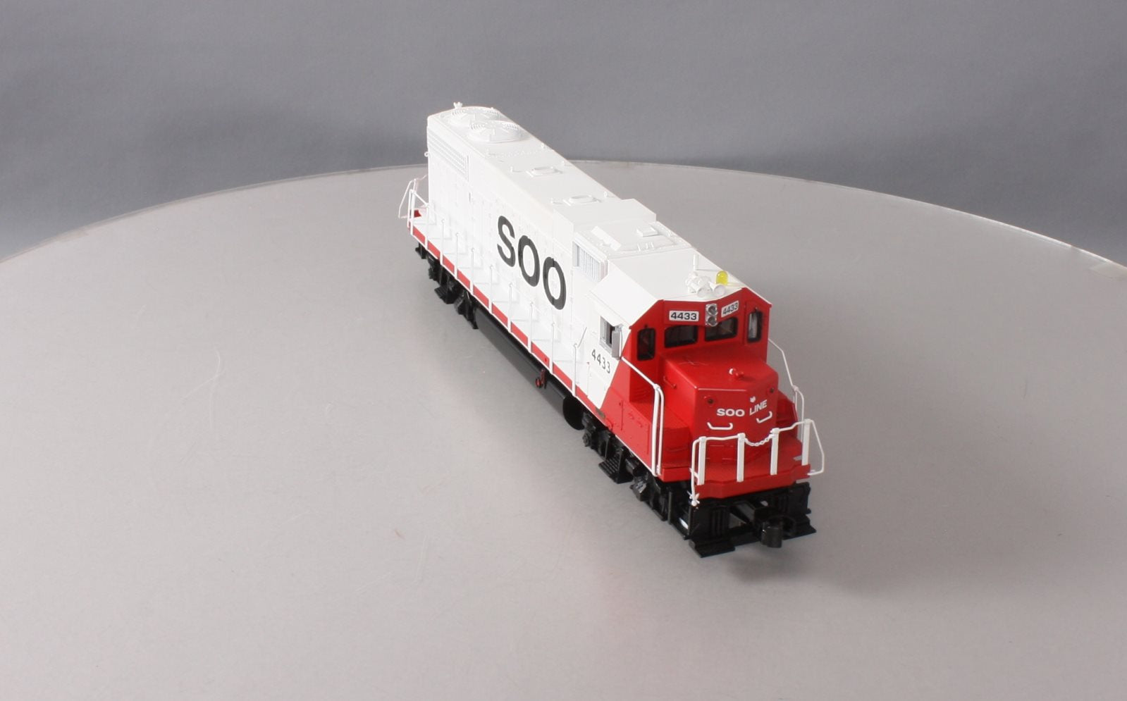 MTH 20-2493-3 SOO Line GP38-2 Non-Powered Diesel Engine #4433