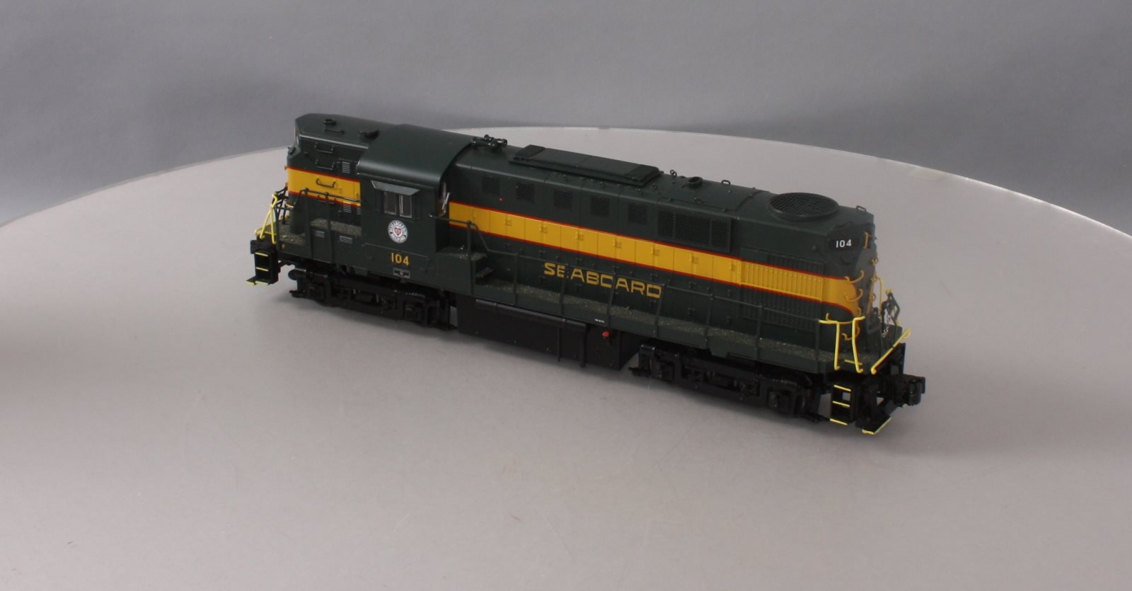Lionel 6-38471 Seaboard RS-11 Dummy Diesel Locomotive #104