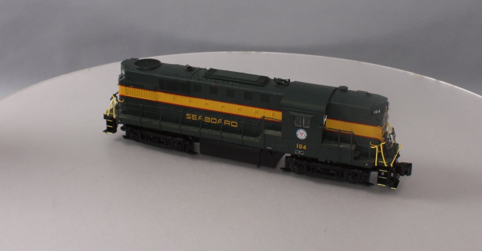 Lionel 6-38471 Seaboard RS-11 Dummy Diesel Locomotive #104