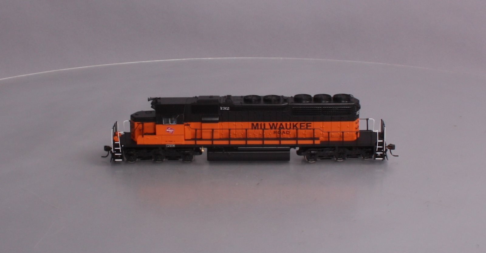 Broadway Limited 2716 HO Milwaukee Road EMD SD40-2 w/Paragon2 Sound/DC/DCC #132
