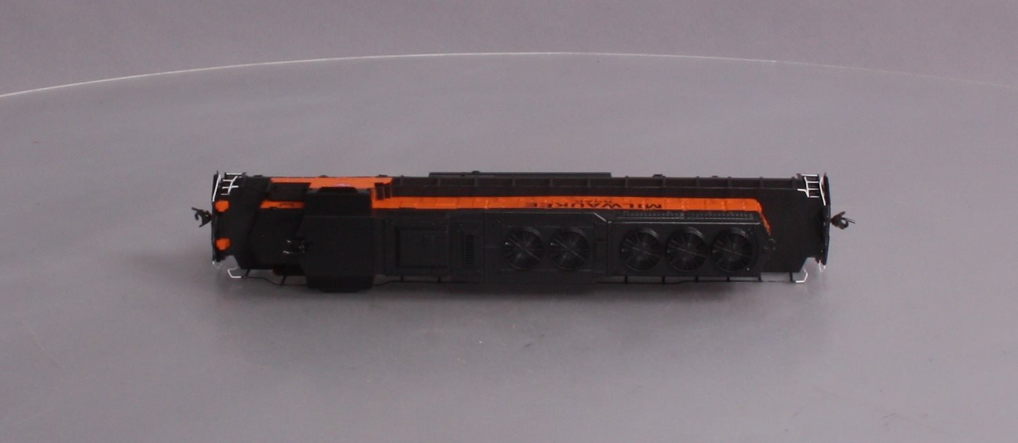 Broadway Limited 2716 HO Milwaukee Road EMD SD40-2 w/Paragon2 Sound/DC/DCC #132