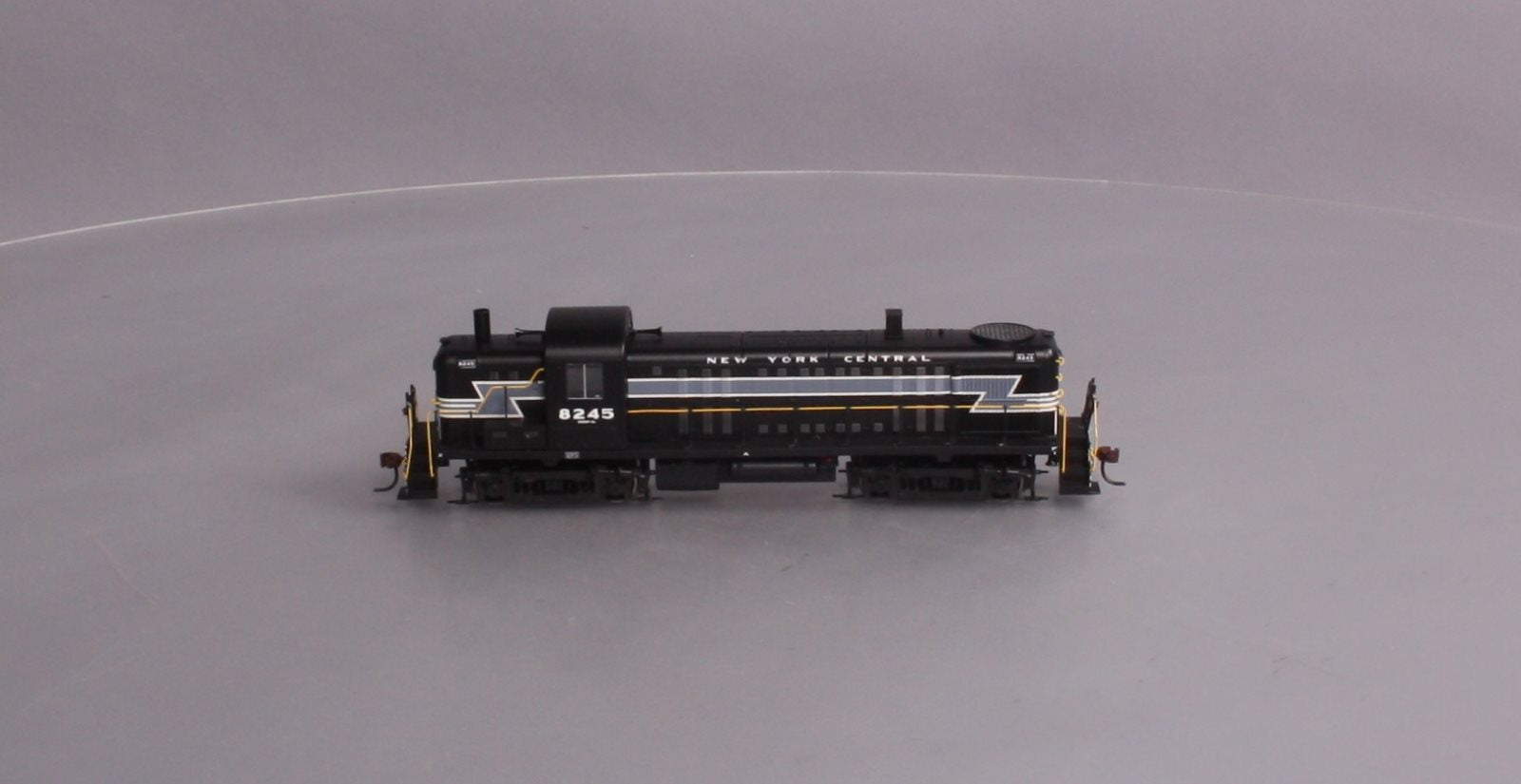Athearn 96755 HO New York Central Ready to Run RS-3 Diesel Locomotive #8245