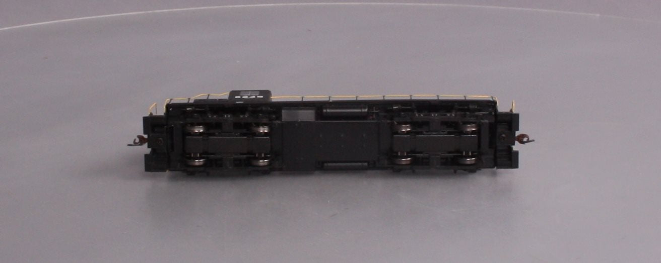 Athearn 96755 HO New York Central Ready to Run RS-3 Diesel Locomotive #8245