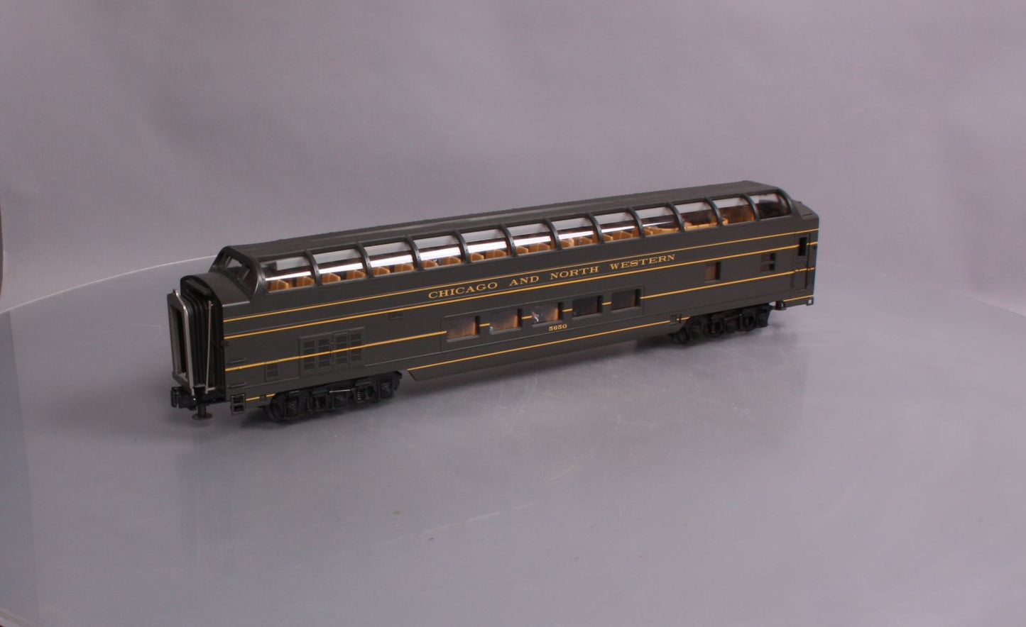 MTH 20-67129 Chicago Northwestern 70’ ABS Full Length Vista Dome Passenger Car