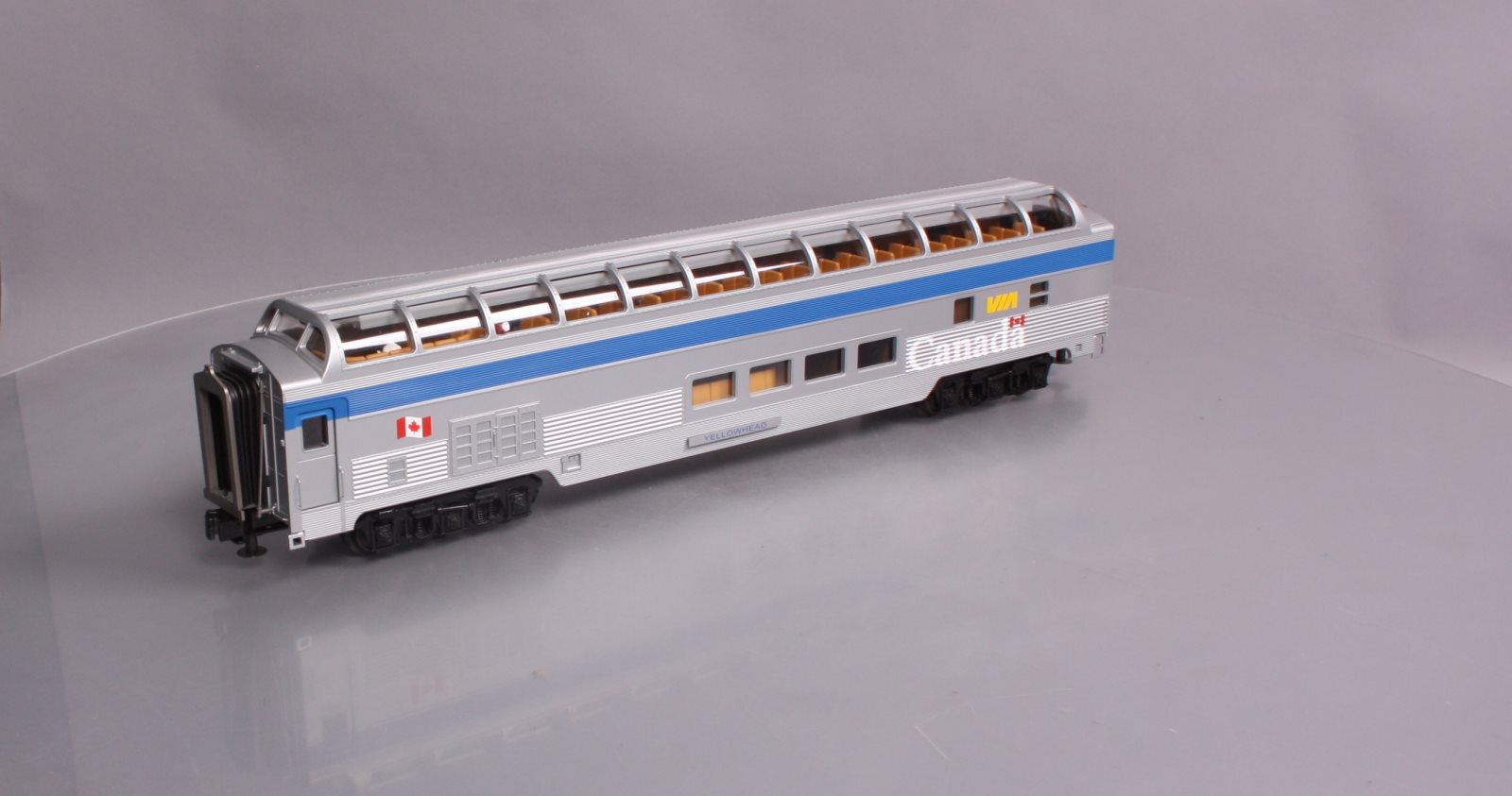 MTH 20-67118 VIA 70' ABS Full Length Vista Dome Passenger Car (Smooth)
