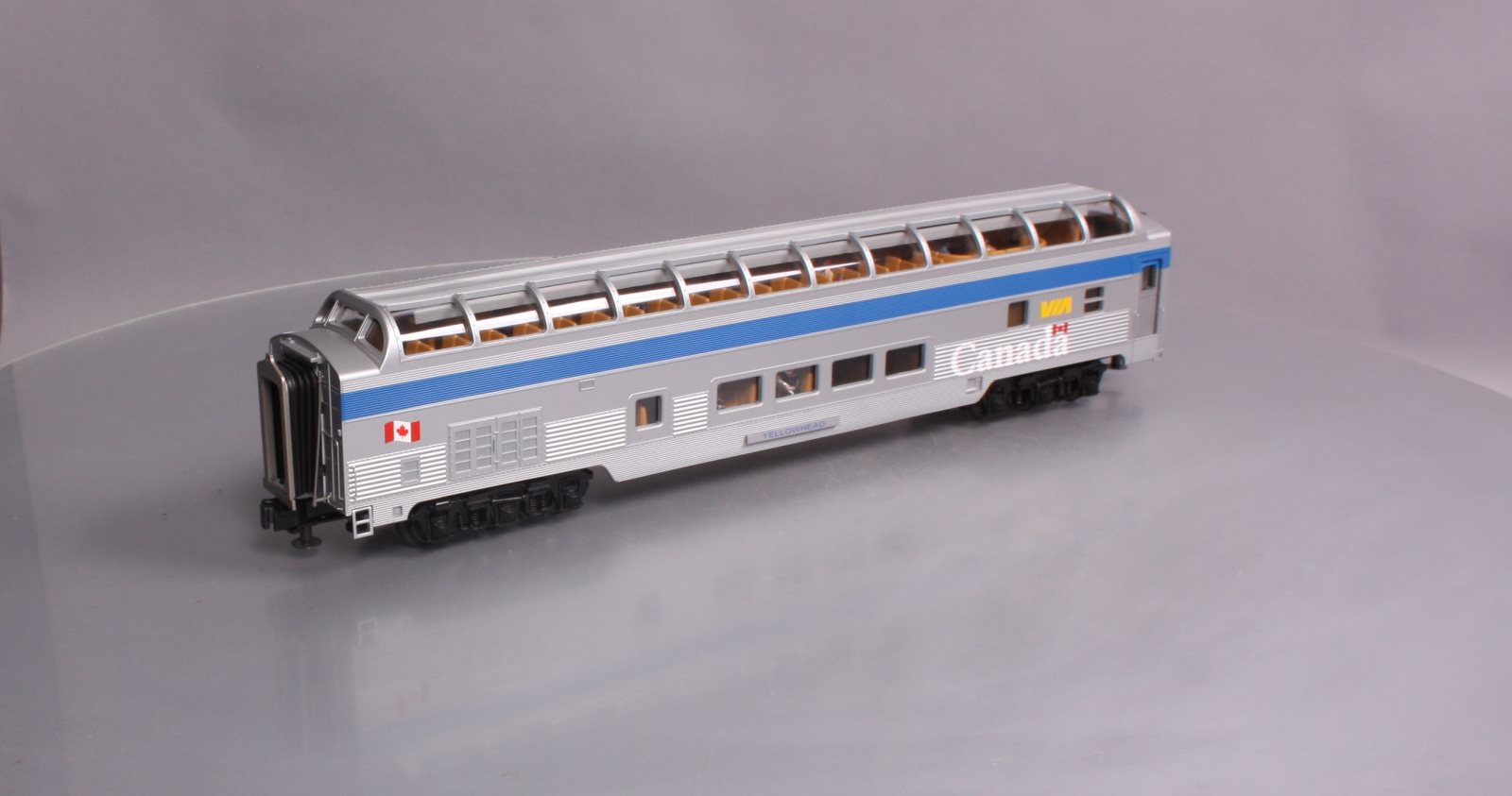 MTH 20-67118 VIA 70' ABS Full Length Vista Dome Passenger Car (Smooth)