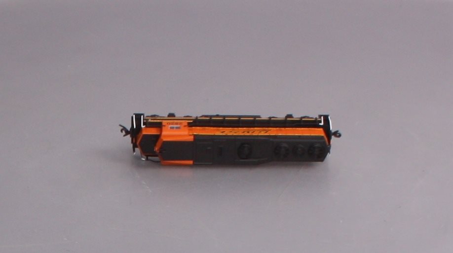 Atlas 40002434 N BNSF GP30 Diesel Locomotive #2820