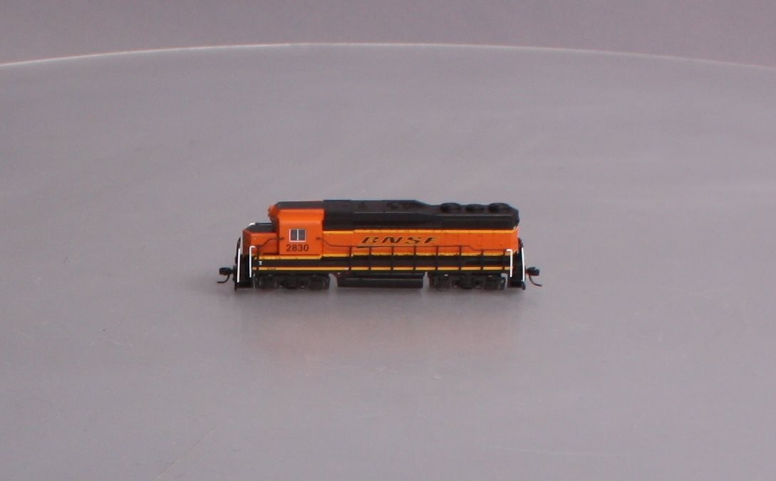 Atlas 40002436 N Scale BNSF GP30 Diesel Locomotive #2830