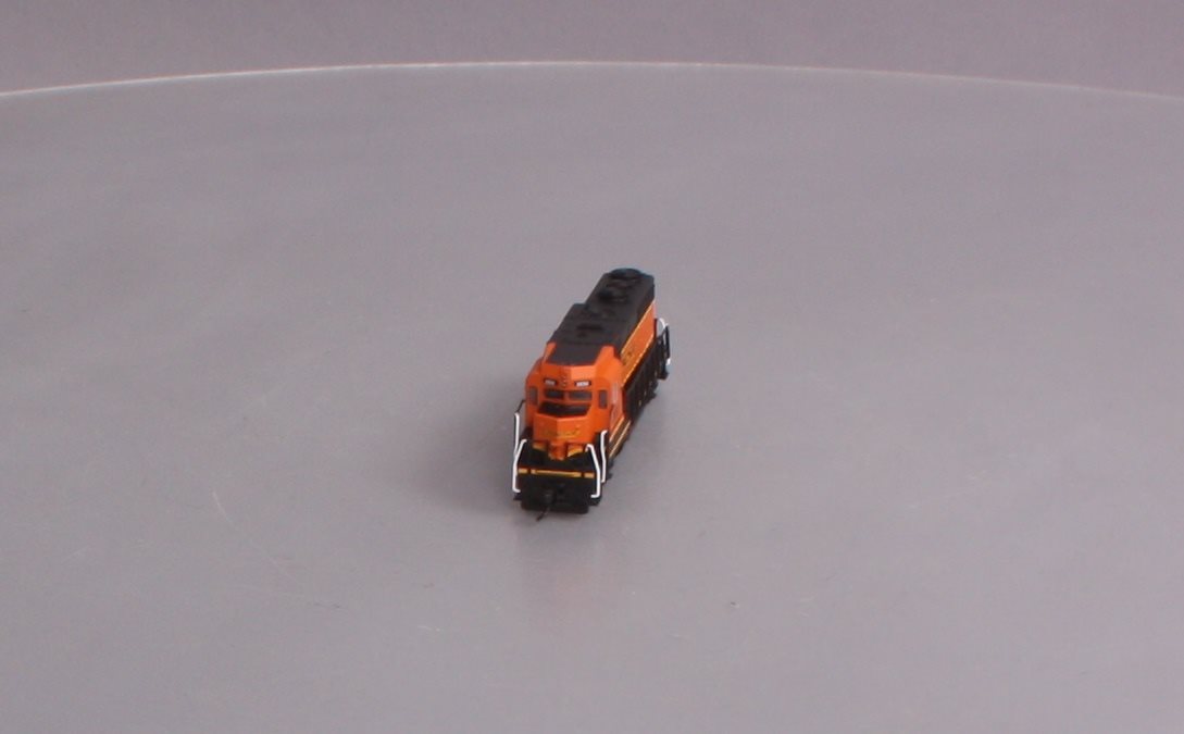 Atlas 40002436 N Scale BNSF GP30 Diesel Locomotive #2830
