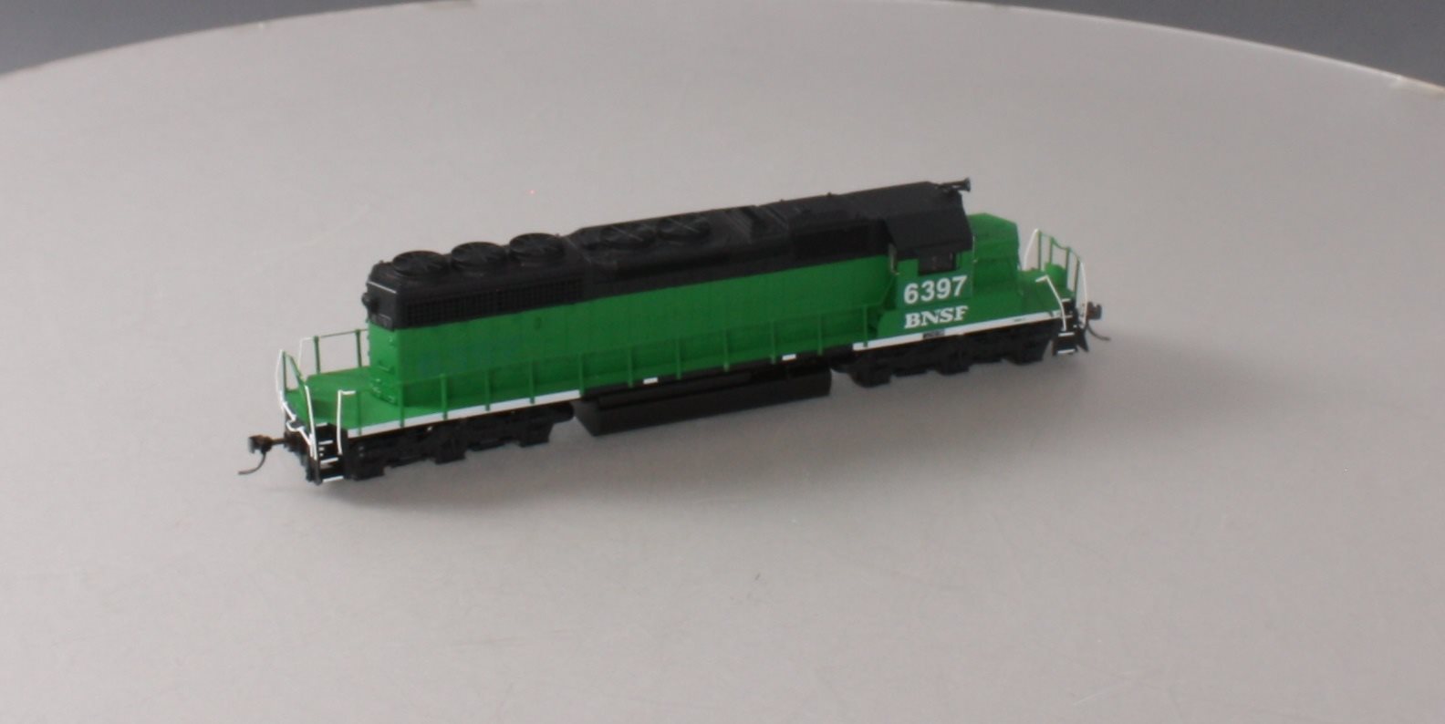 Broadway Limited 703 HO Burlington Northern Santa Fe Diesel EMD SD40-2 #6397