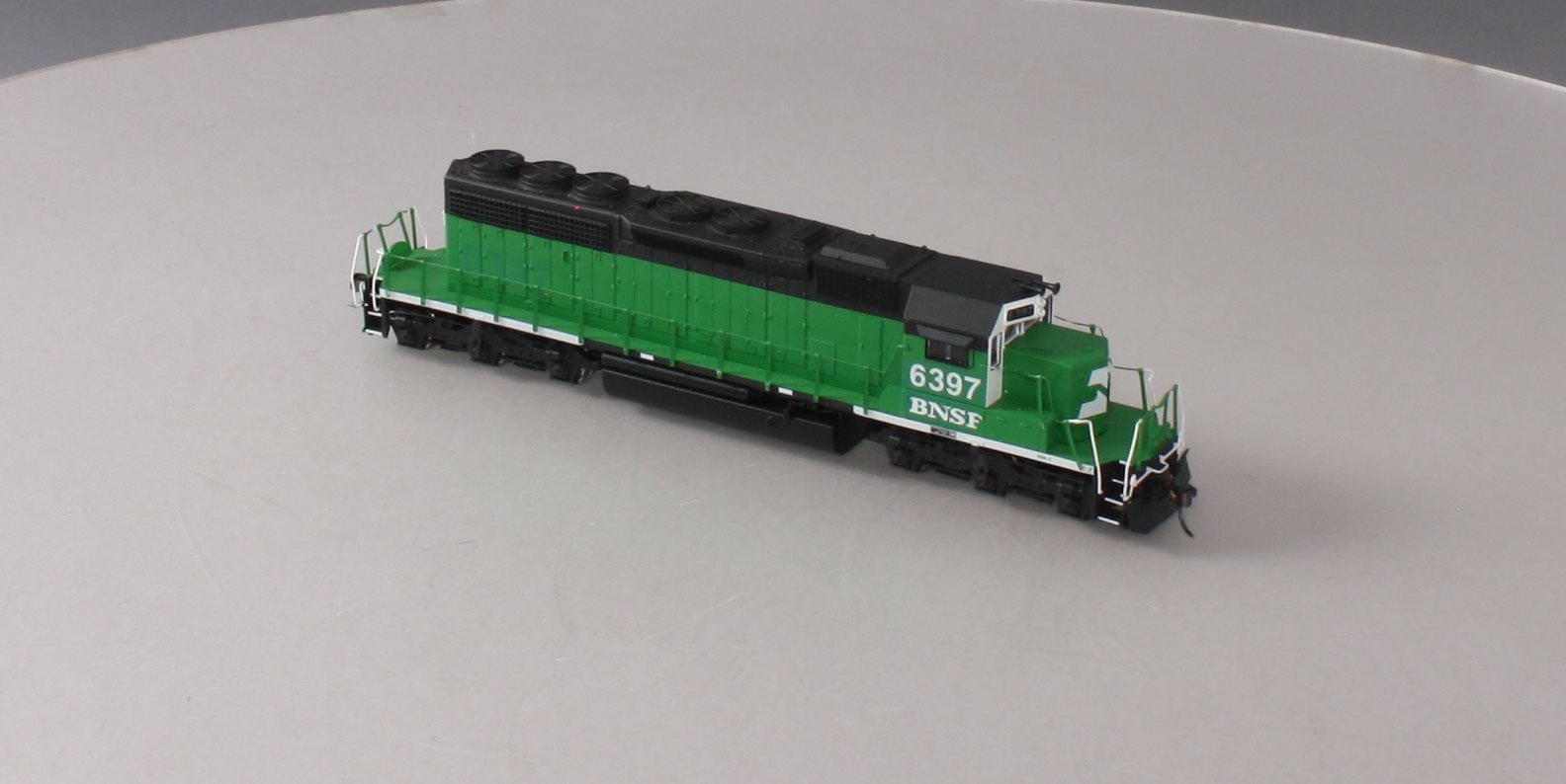 Broadway Limited 703 HO Burlington Northern Santa Fe Diesel EMD SD40-2 #6397