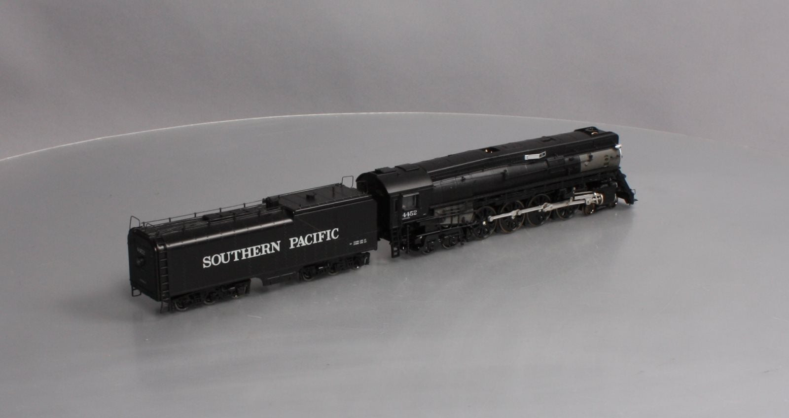 MTH 80-3226-1 HO Southern Pacific 4-8-4 GS-4 Steam Locomotive #4452