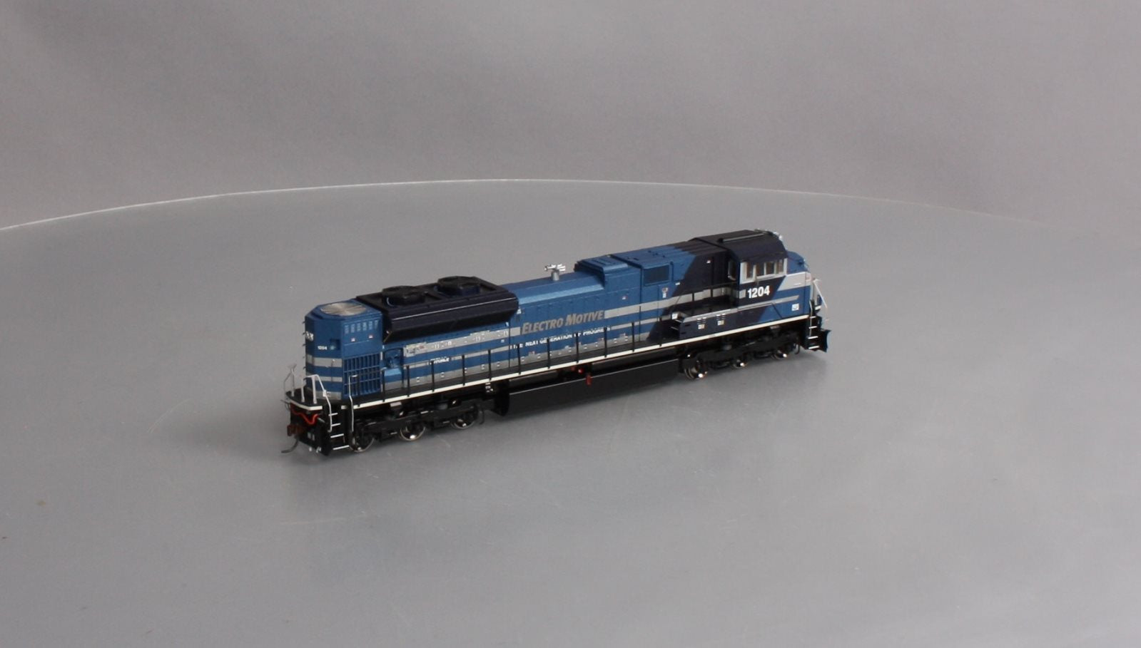 Athearn G68817 HO EMD SD70ACe with DCC & Sound Blue #1204