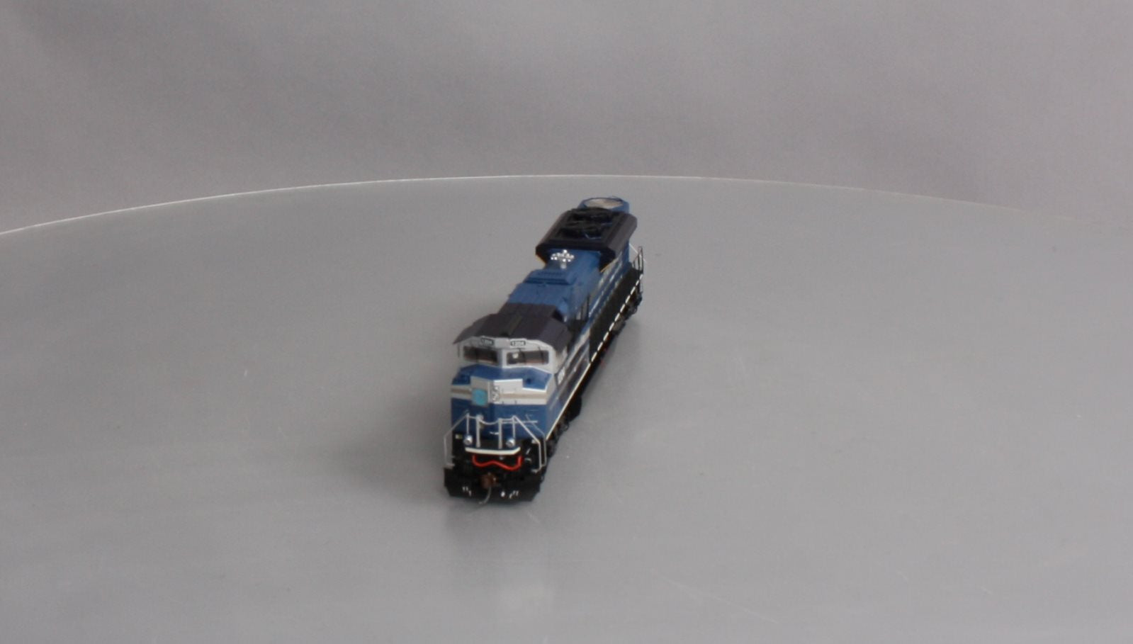 Athearn G68817 HO EMD SD70ACe with DCC & Sound Blue #1204