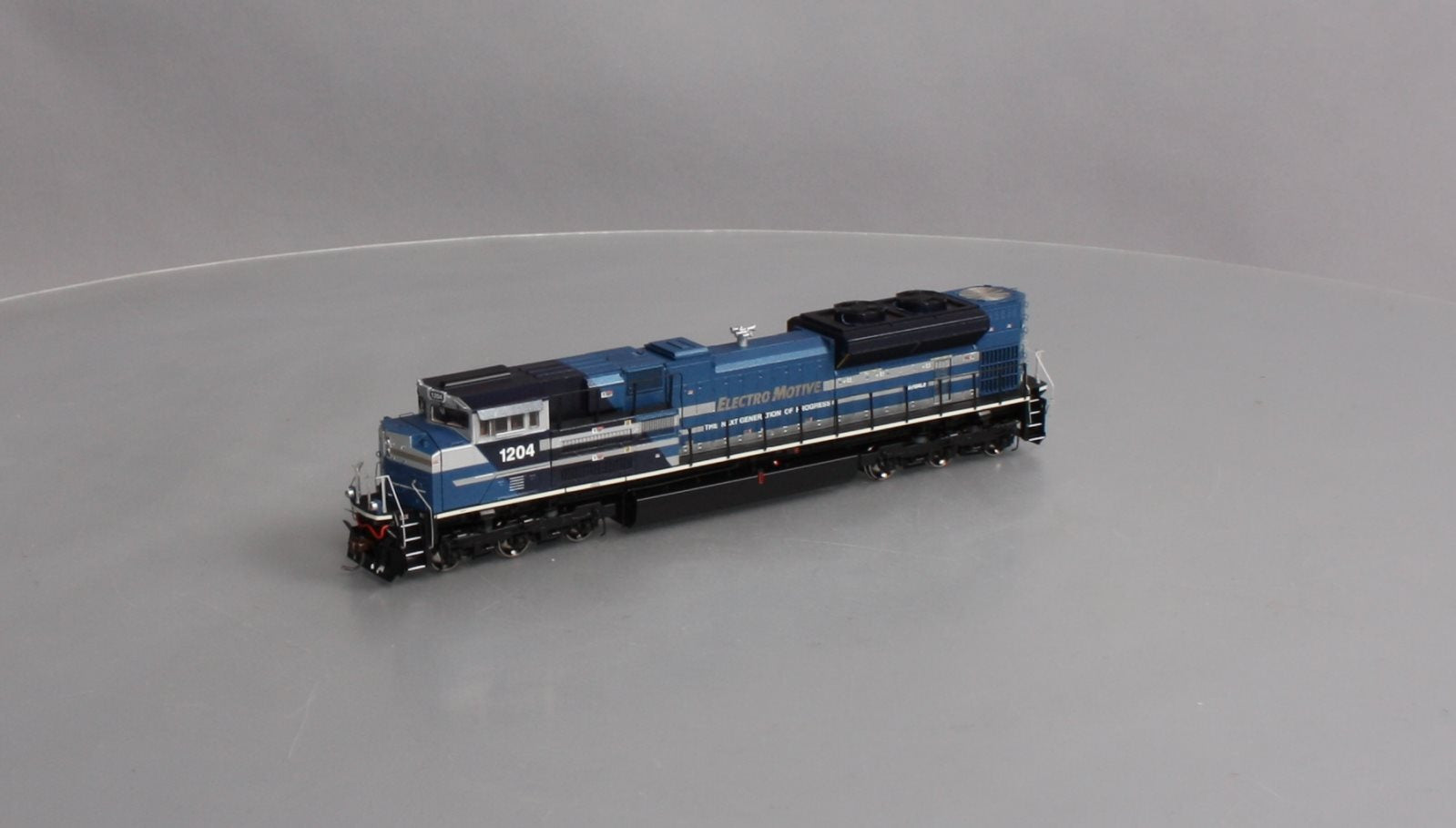 Athearn G68817 HO EMD SD70ACe with DCC & Sound Blue #1204