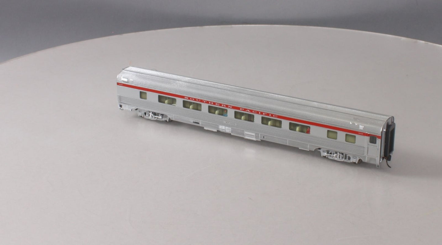 Walthers 932-15108 Southern Pacific Budd 46-Seat Coach