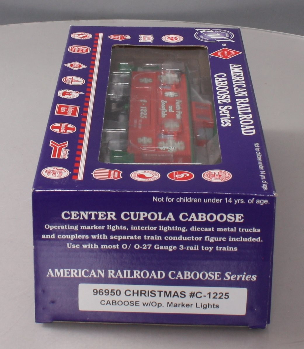 RMT 96950 O Christmas Caboose with Operating Marker Lights