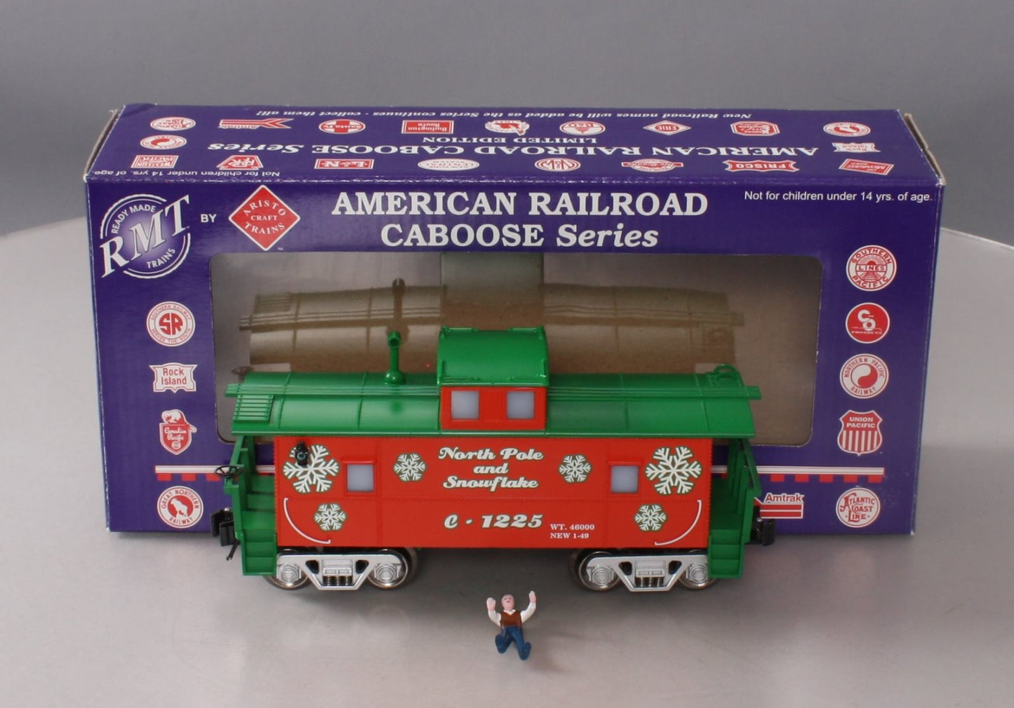 RMT 96950 O Christmas Caboose with Operating Marker Lights