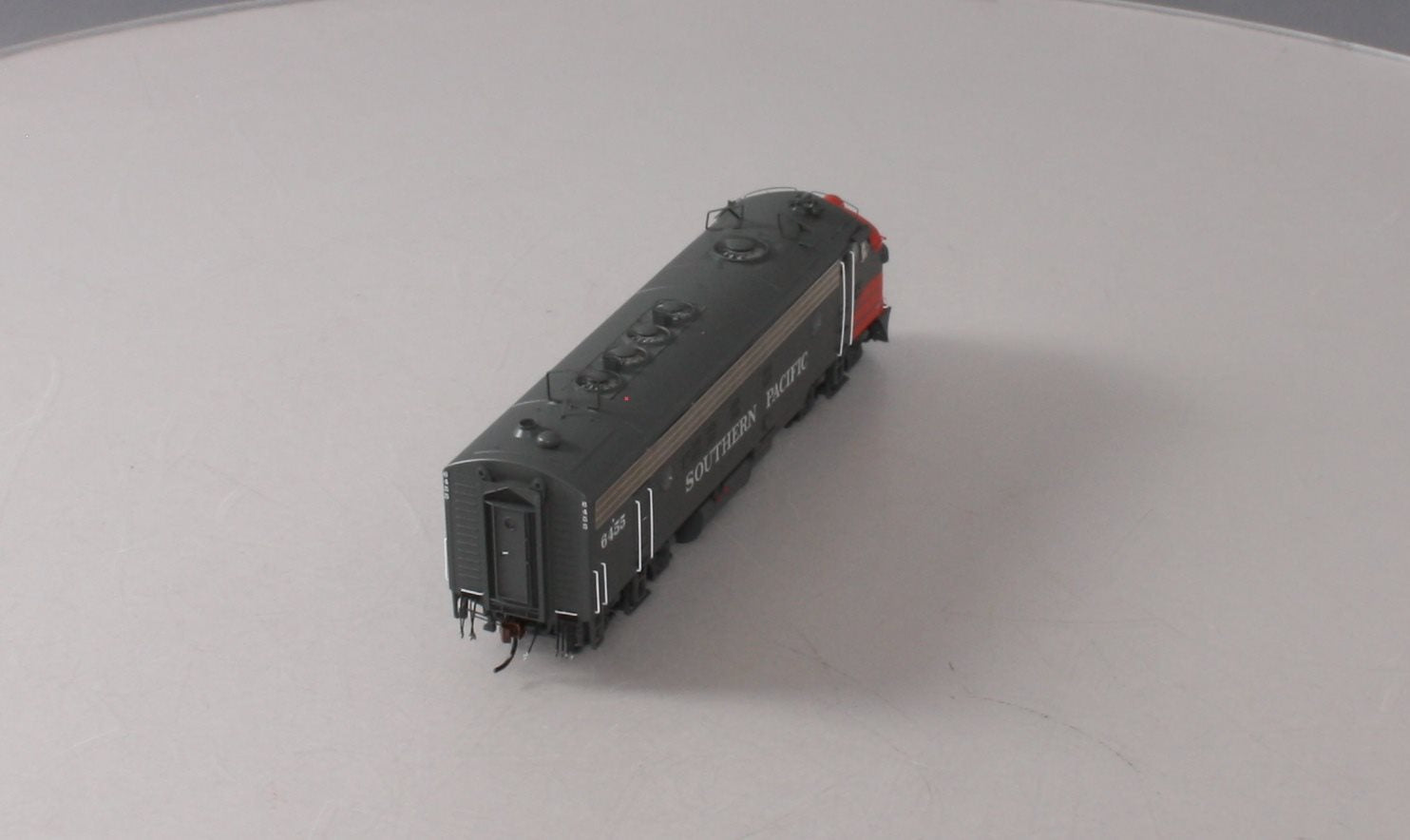 Athearn G22688 HO Southern Pacific EMD FP7A Diesel Loco w/DCC & Sound #6455
