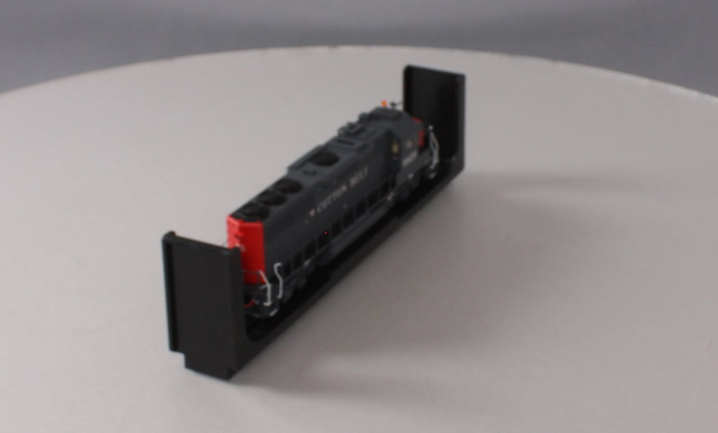 Fox Valley Models 20302-S HO Cotton Belt SSW EMD GP60 with Sound #9629