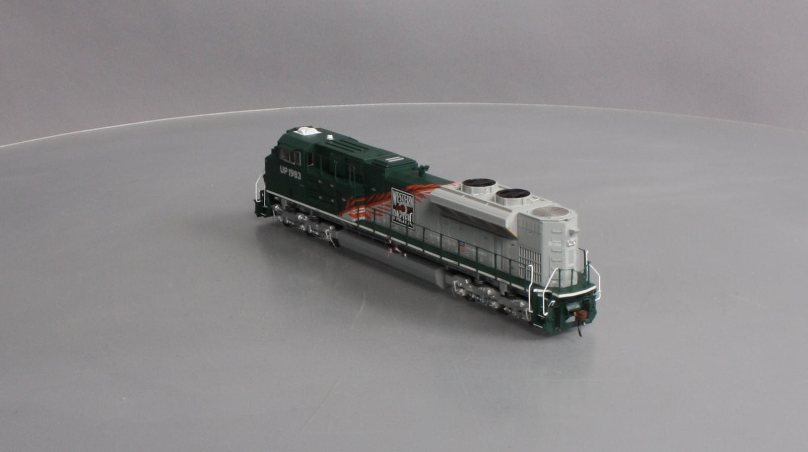 Athearn G68624 HO Union Pacific WPH SD70ACe Diesel Locomotive #1983 w/DCC