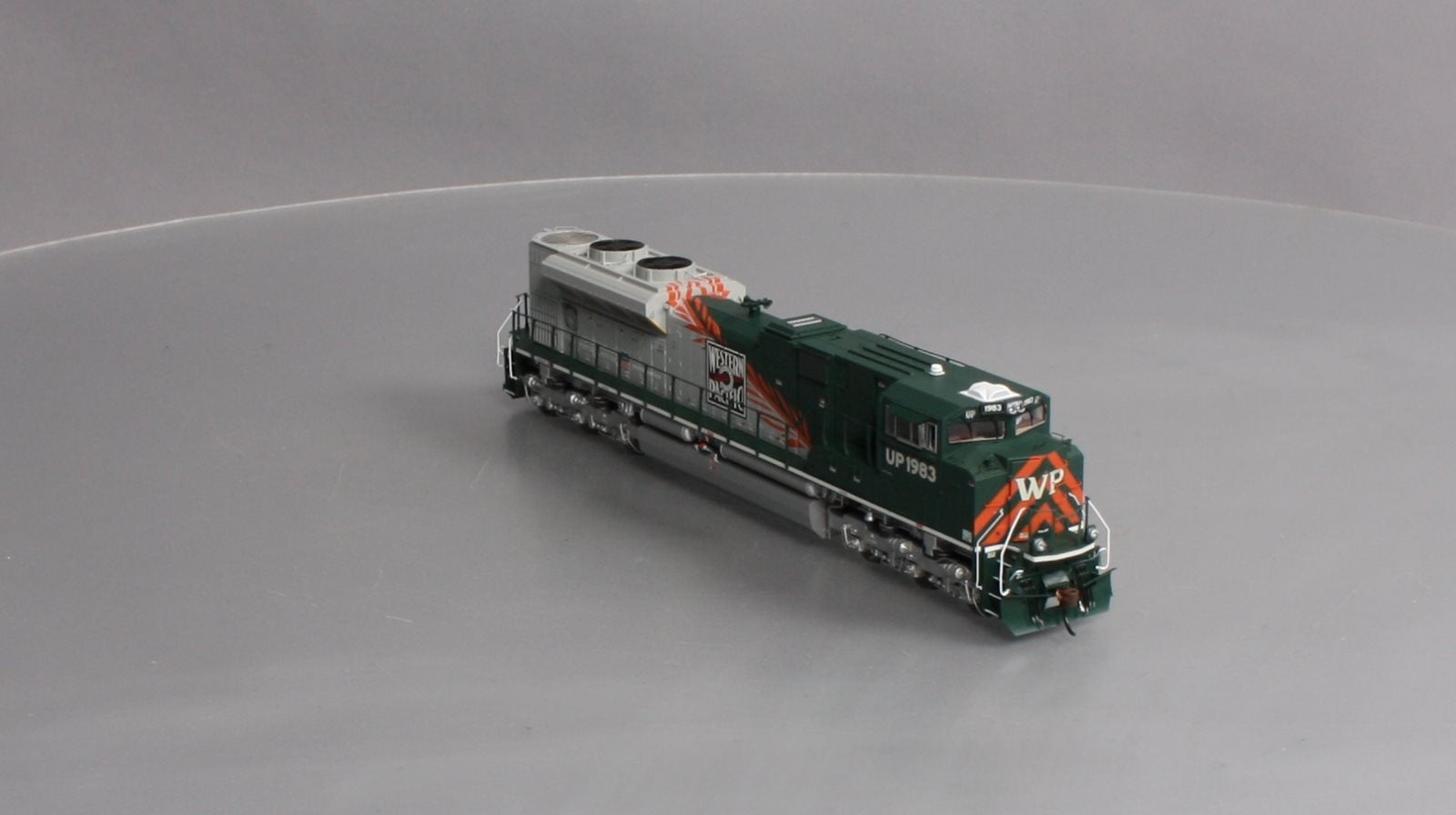 Athearn G68624 HO Union Pacific WPH SD70ACe Diesel Locomotive #1983 w/DCC