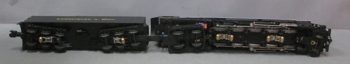 Lionel 1931400 O Chesapeake & Ohio Legacy T1 Steam Locomotive #3001